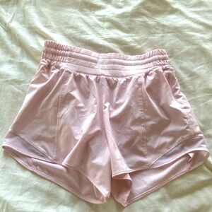 lululemon hotty hot shorts•Pink•EUC•6
